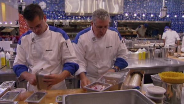 Hell's Kitchen (Censored) - 15 Chefs Compete