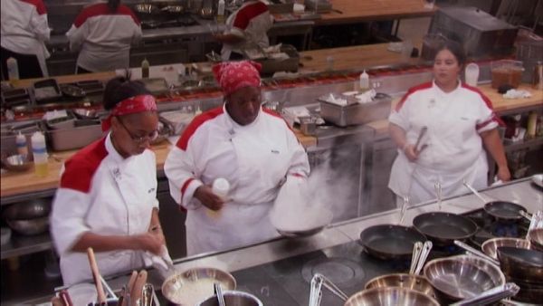 Hell's Kitchen (Censored) - 9 Chefs Compete