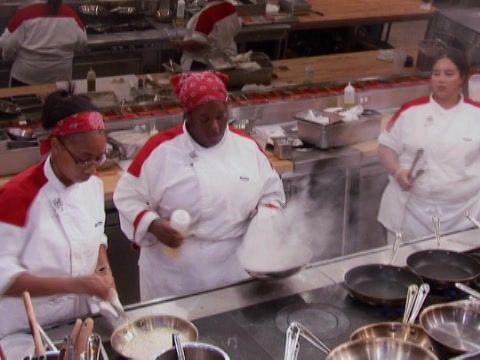 Hell's Kitchen (Censored) - 9 Chefs Compete