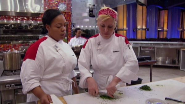 Hell's Kitchen (Censored) - 18 Chefs Compete