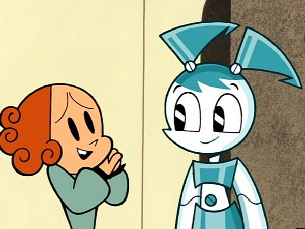 La Robot Adolescente - Víctima de la moda