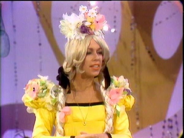 The Carol Burnett Show - The Carol Burnett Show: S2 E28 - Imogene Coca, Robert Goulet