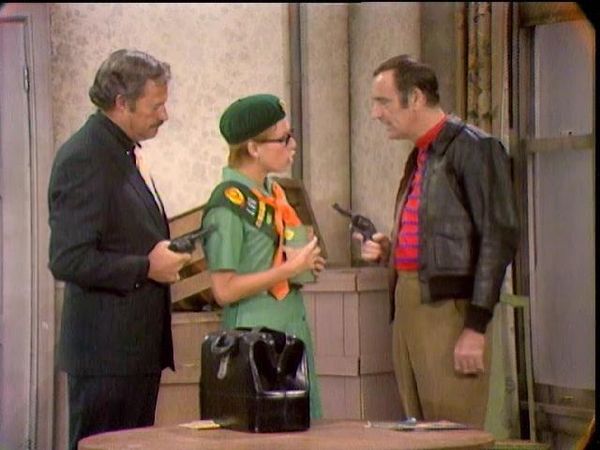 The Carol Burnett Show - The Carol Burnett Show: S3 E7 - Bing Crosby, Rowan & Martin