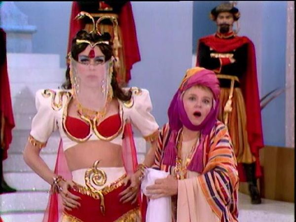 The Carol Burnett Show - The Carol Burnett Show: S3 E22 - Jane Connell, Tim Conway