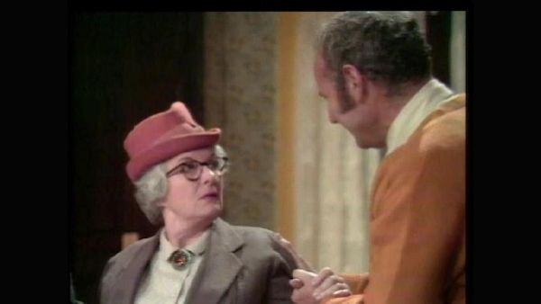 The Carol Burnett Show - The Carol Burnett Show: S4 E9 - Family Show