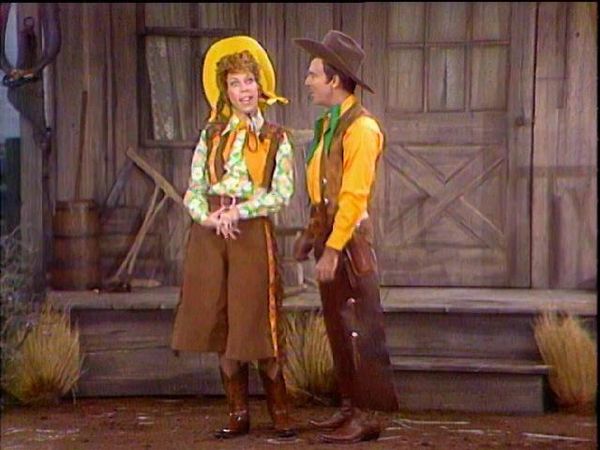The Carol Burnett Show - The Carol Burnett Show: S5 E15 - Ken Berry