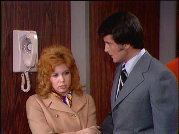 The Carol Burnett Show - The Carol Burnett Show: S5 E20 - Eydie Gorme, Vincent Price