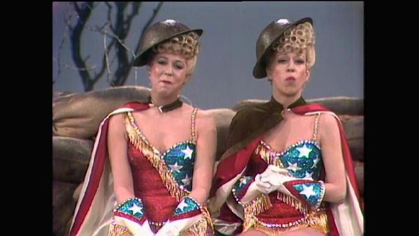 The Carol Burnett Show - The Carol Burnett Show: S5 E28 - Family Show