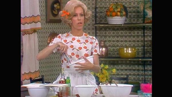 The Carol Burnett Show - The Carol Burnett Show: S7 E3 - Gloria Swanson