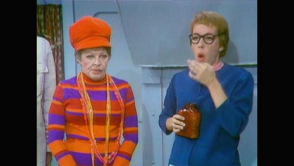 The Carol Burnett Show - The Carol Burnett Show: S1 E10 - Martha Raye