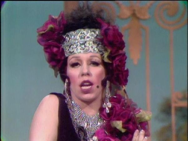 The Carol Burnett Show - The Carol Burnett Show: S1 E30 - Barbara McNair, Sid Caesar