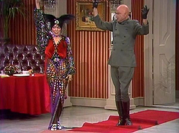 The Carol Burnett Show - The Carol Burnett Show: S6 E22 - David Hartman, Paula Kelly