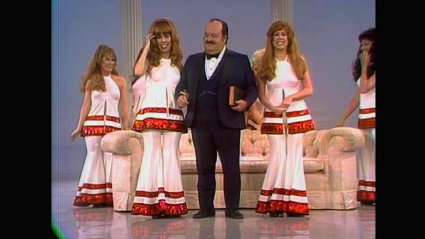 The Carol Burnett Show - The Carol Burnett Show: S6 E23 - William Conrad, Isabel Sanford