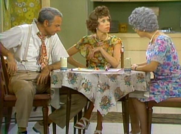 The Carol Burnett Show - The Carol Burnett Show: S8 E8 - John Byner, Helen Reddy