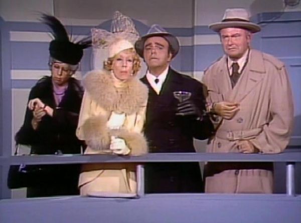The Carol Burnett Show - The Carol Burnett Show: S8 E3 - James Coco