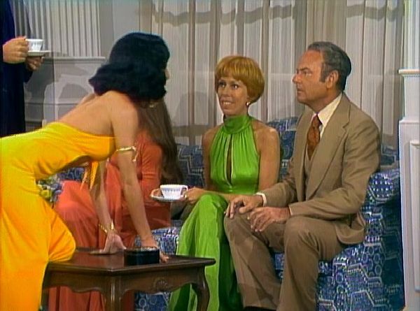 The Carol Burnett Show - The Carol Burnett Show: S9 E3 - Cher