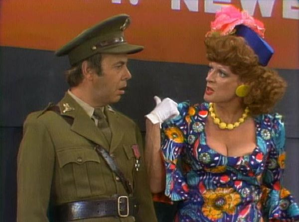 The Carol Burnett Show - The Carol Burnett Show: S9 E6 - Maggie Smith