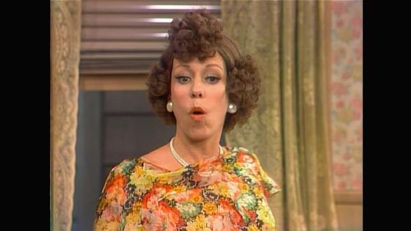 The Carol Burnett Show - The Carol Burnett Show: S10 E7 - Family Show