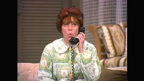 The Carol Burnett Show - The Carol Burnett Show: S10 E16 - Family Show