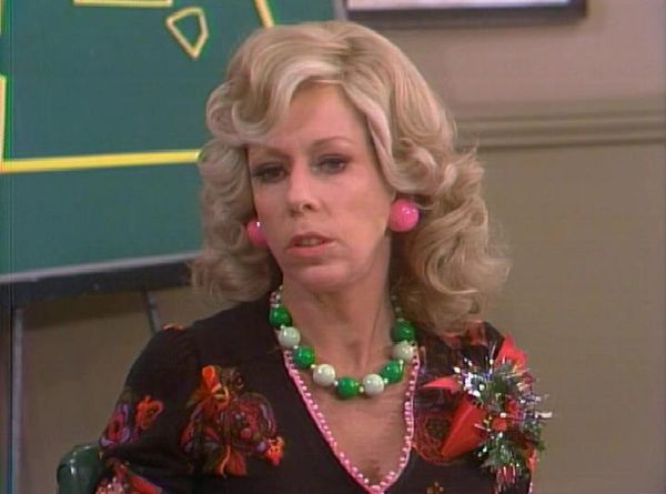 The Carol Burnett Show - The Carol Burnett Show: S10 E23 - Family Show