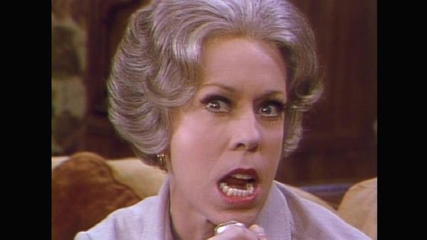 The Carol Burnett Show - The Carol Burnett Show: S10 E19 - Family Show