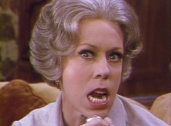 The Carol Burnett Show - The Carol Burnett Show: S10 E19 - Family Show