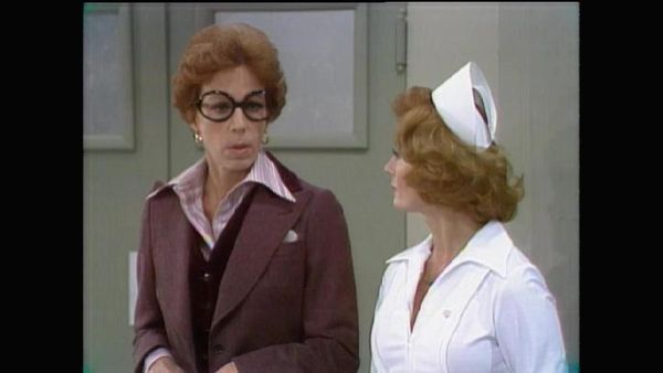 The Carol Burnett Show - The Carol Burnett Show: S11 E8 - Family Show