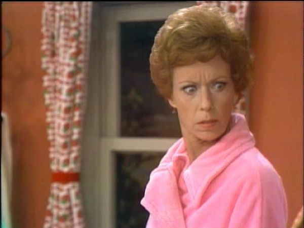 The Carol Burnett Show - The Carol Burnett Show: S11 E10 - Family Show