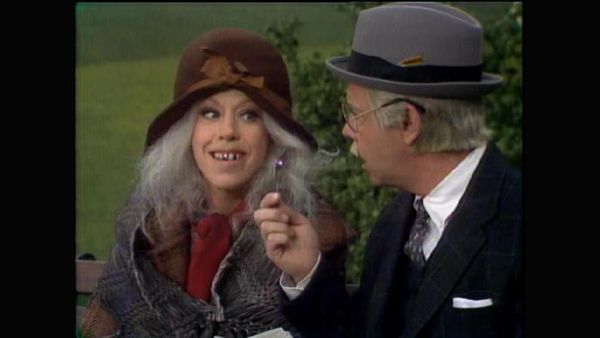 The Carol Burnett Show - The Carol Burnett Show: S11 E21 - Steve Martin, Betty White