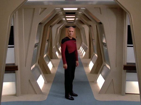 Star Trek: The Next Generation - Encounter at Farpoint (Part 2)
