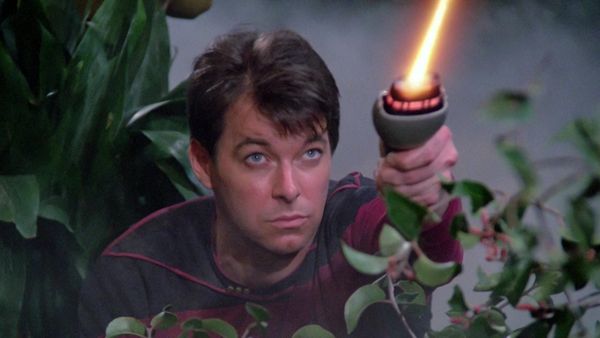 Star Trek: The Next Generation - The Arsenal of Freedom