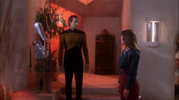Star Trek: The Next Generation - The Ensigns of Command