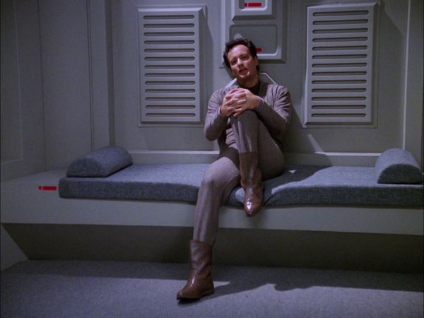 Star Trek: The Next Generation - Deja Q