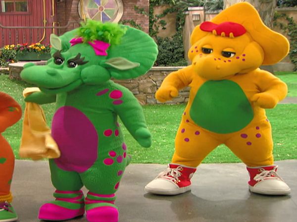 Barney - Vecindario - Carreras