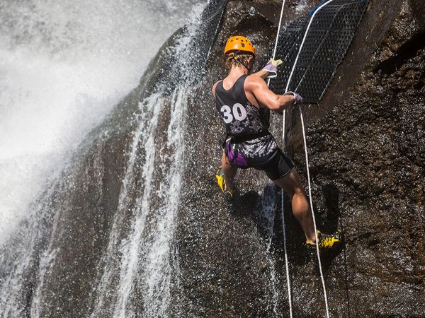 Photonis Ultimate Forces Challenge - Waterfall Race