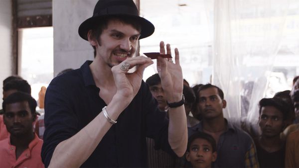 Around The World In 80 Tricks - Delhi
