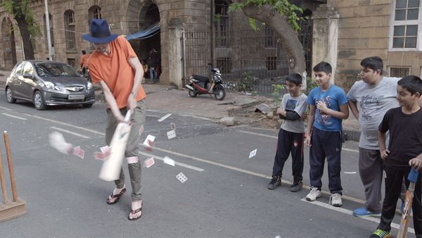 Around The World In 80 Tricks - Mumbai