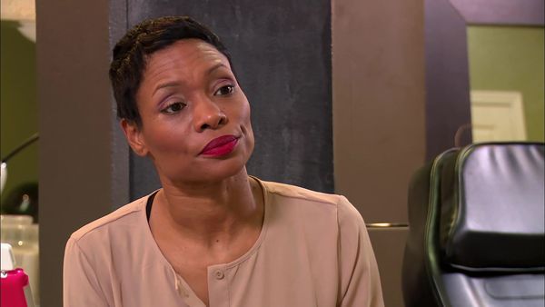 Cutting It: In the ATL - "What's in the Bag?!?!"