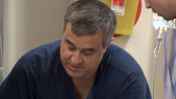 Untold Stories of the ER - La abuela ha vuelto