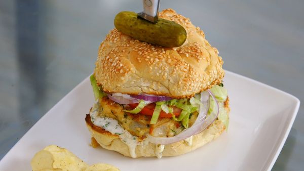 El pescado en el plátillo - Mezclado