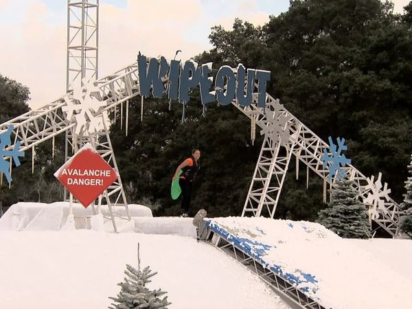 Wipeout USA - Sobre las pelotas gigantes a la casa de abuela vamos