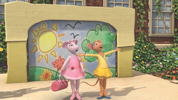 Angelina Ballerina - Angelina y su nueva profesora de ballet / Angelina y su compañera de baile