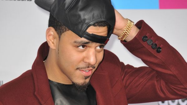 Music Revolution - Robin Thicke / J. Cole