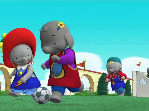 Ella The Elephant - Ella on the Ball // Up, Up and Away