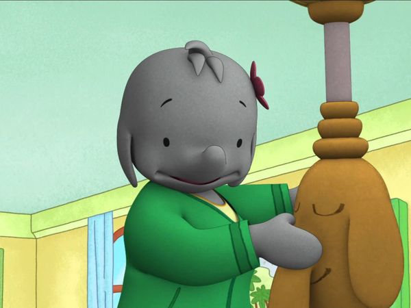Ella The Elephant - Ella’s Carnival // Monkey Business