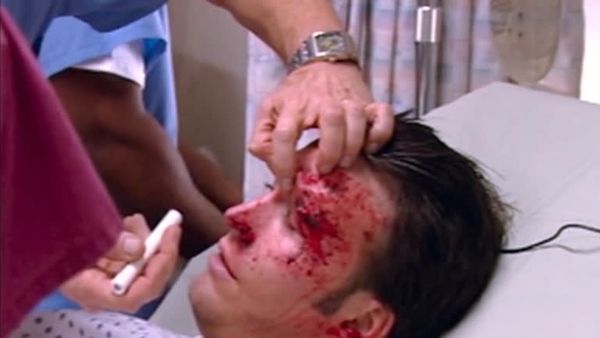 Untold Stories of the ER - El misterio de la bala perdida