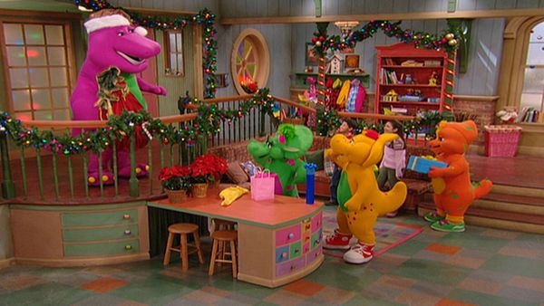 Barney - Regalo de los Dinos / La visita a Santa