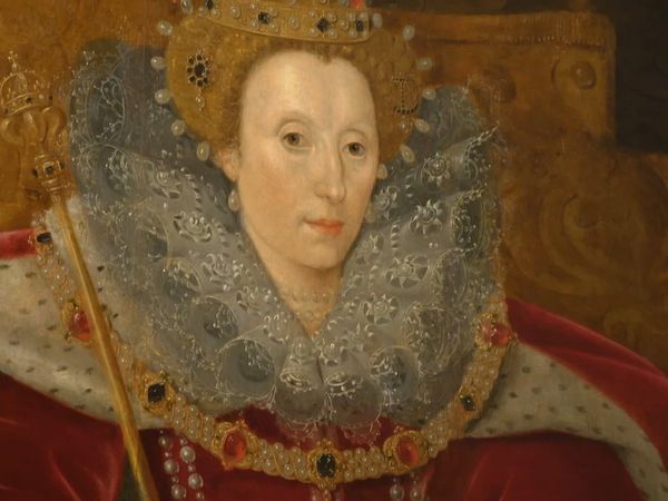 Antiques Roadshow UK - Helmingham Hall 1