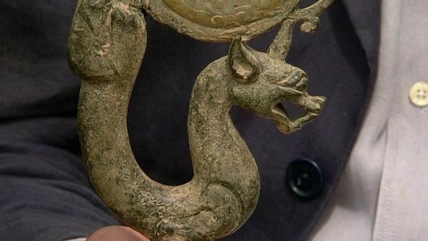 Antiques Roadshow UK - Farwell to Michael Aspel