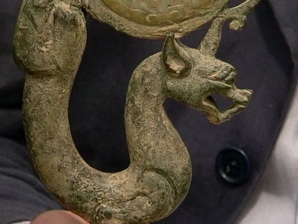 Antiques Roadshow UK - Farwell to Michael Aspel